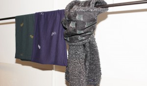 mina perhonen “Rosas – boa stole “/ “cozy – snood “